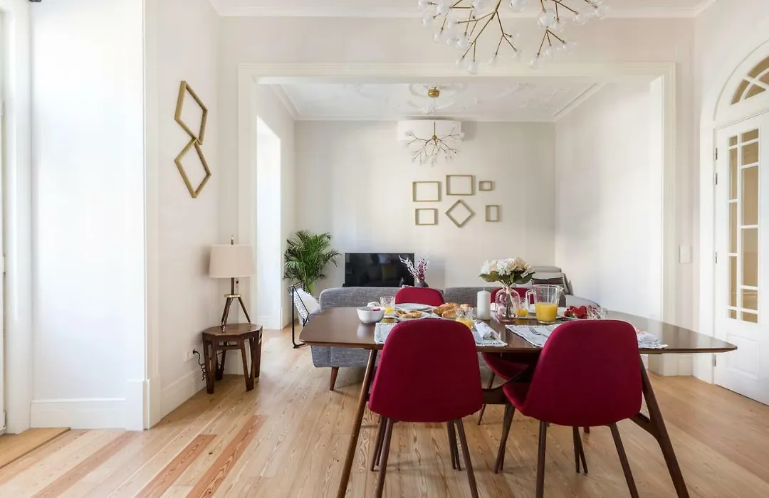 Cosy Marques de Pombal Apartment-1