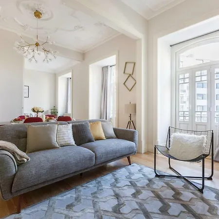 Cosy Marques De Pombal Apartment-2